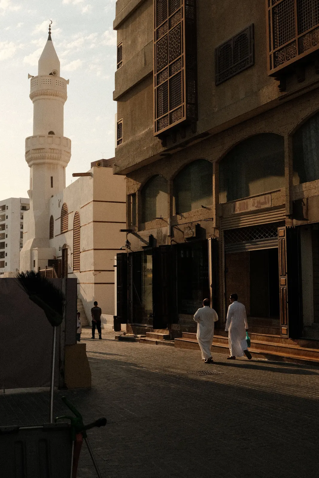 مجلس أمناء الندوة العالمية يصدر بيانًا يدين الهجمات الحوثية على السعودية
